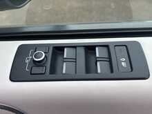 LAND ROVER DISCOVERY DISCOVERY 2.0 SD4 HSE LUXURY 5d 237 BHP 