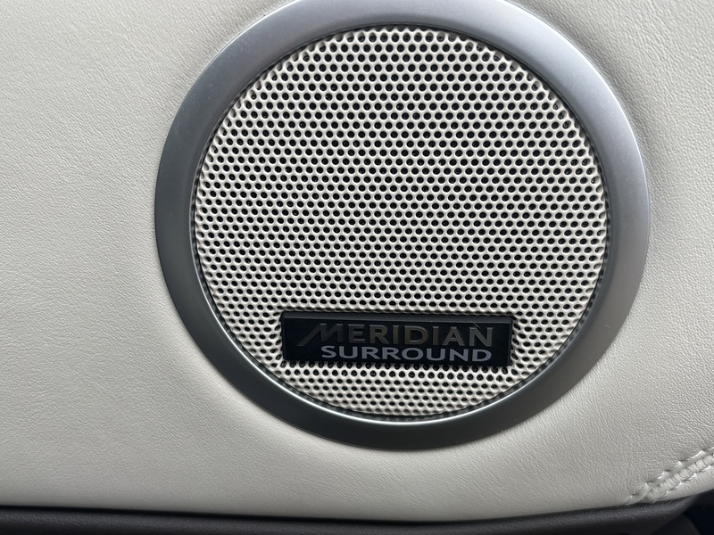 LAND ROVER DISCOVERY 2.0 SD4 HSE LUXURY 5d 237 BHP Estate Automatic Diesel