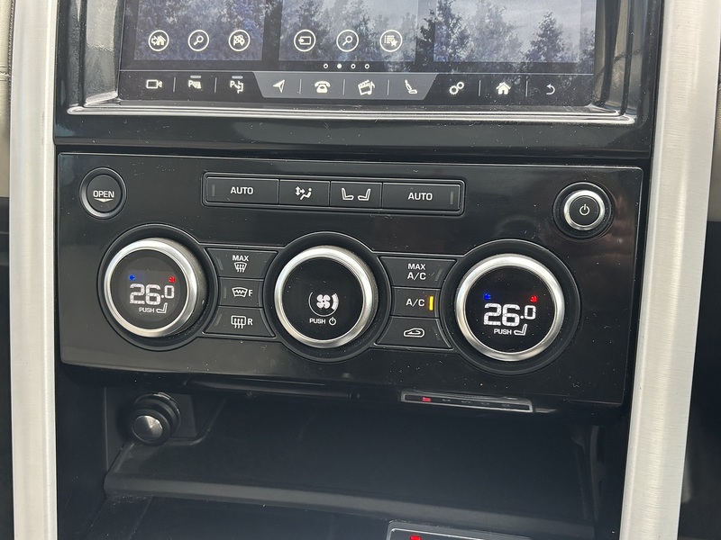 LAND ROVER DISCOVERY 2.0 SD4 HSE LUXURY 5d 237 BHP Estate Automatic Diesel