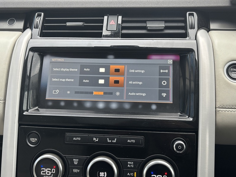 LAND ROVER DISCOVERY 2.0 SD4 HSE LUXURY 5d 237 BHP Estate Automatic Diesel