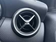 MERCEDES-BENZ A-CLASS A-CLASS 1.6 A 180 AMG LINE PREMIUM 5d 121 BHP 