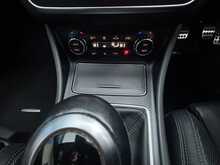 MERCEDES-BENZ A-CLASS A-CLASS 1.6 A 180 AMG LINE PREMIUM 5d 121 BHP 