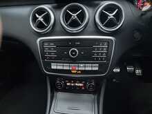 MERCEDES-BENZ A-CLASS A-CLASS 1.6 A 180 AMG LINE PREMIUM 5d 121 BHP 