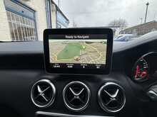 MERCEDES-BENZ A-CLASS A-CLASS 1.6 A 180 AMG LINE PREMIUM 5d 121 BHP 