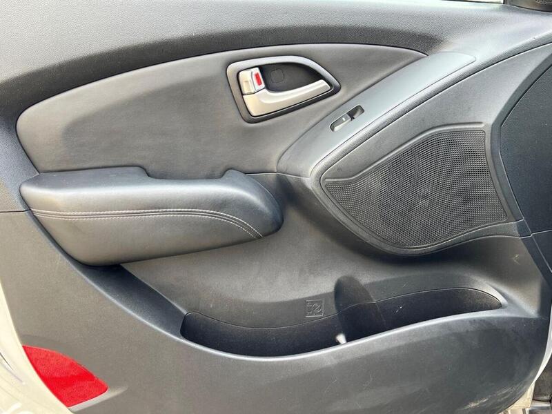 HYUNDAI IX35 2.0 STYLE 5d 161 BHP Estate Manual Petrol