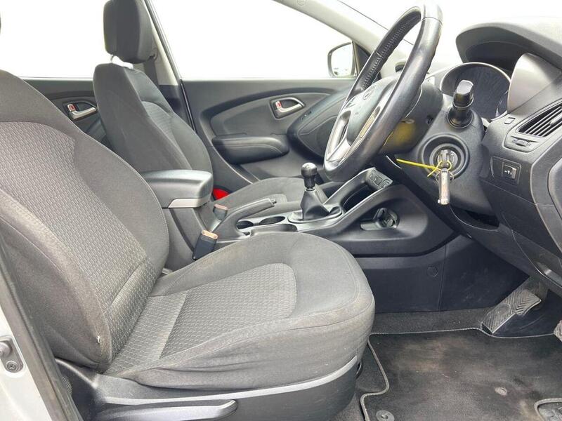 HYUNDAI IX35 2.0 STYLE 5d 161 BHP Estate Manual Petrol