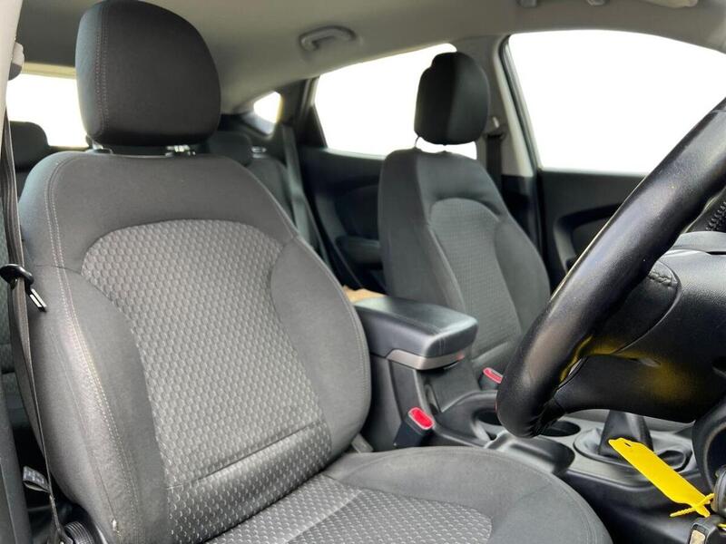 HYUNDAI IX35 2.0 STYLE 5d 161 BHP Estate Manual Petrol
