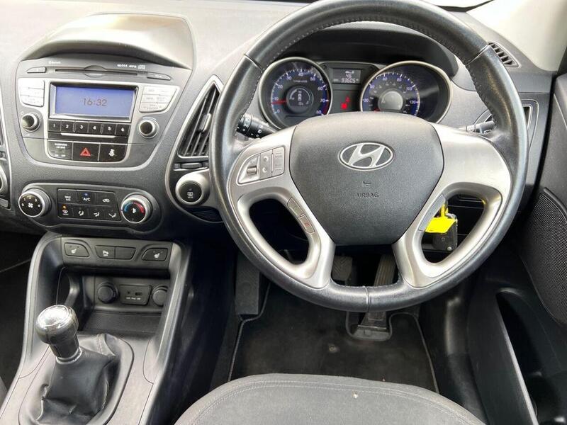 HYUNDAI IX35 2.0 STYLE 5d 161 BHP Estate Manual Petrol