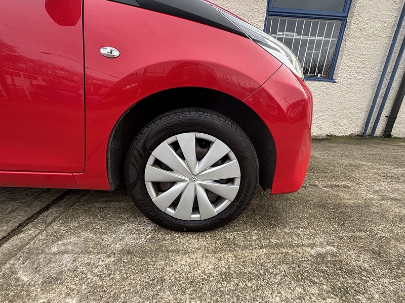 TOYOTA AYGO 1.0 VVT-I X 5d 69 BHP Hatchback Manual Petrol