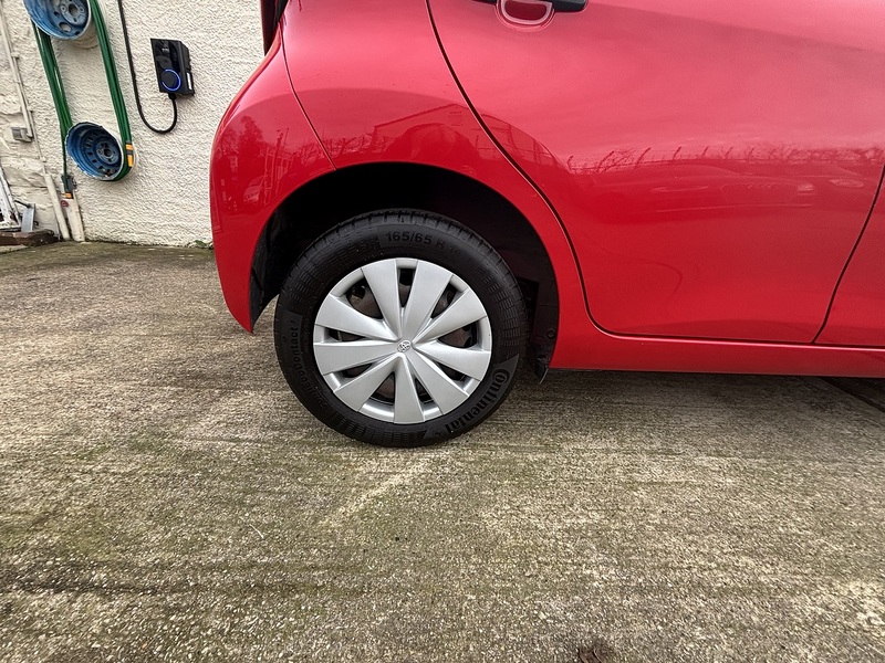 TOYOTA AYGO 1.0 VVT-I X 5d 69 BHP Hatchback Manual Petrol