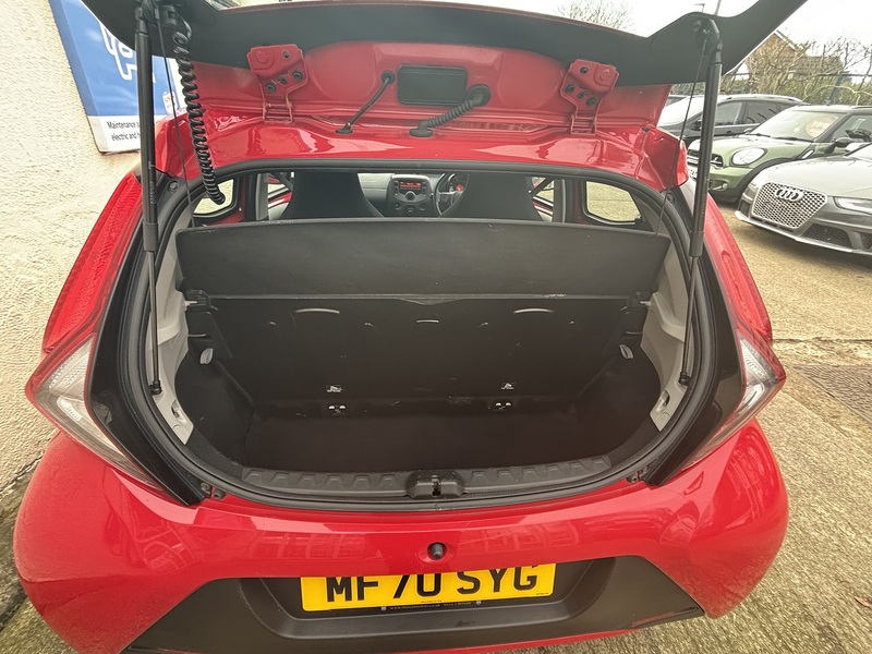 TOYOTA AYGO 1.0 VVT-I X 5d 69 BHP Hatchback Manual Petrol