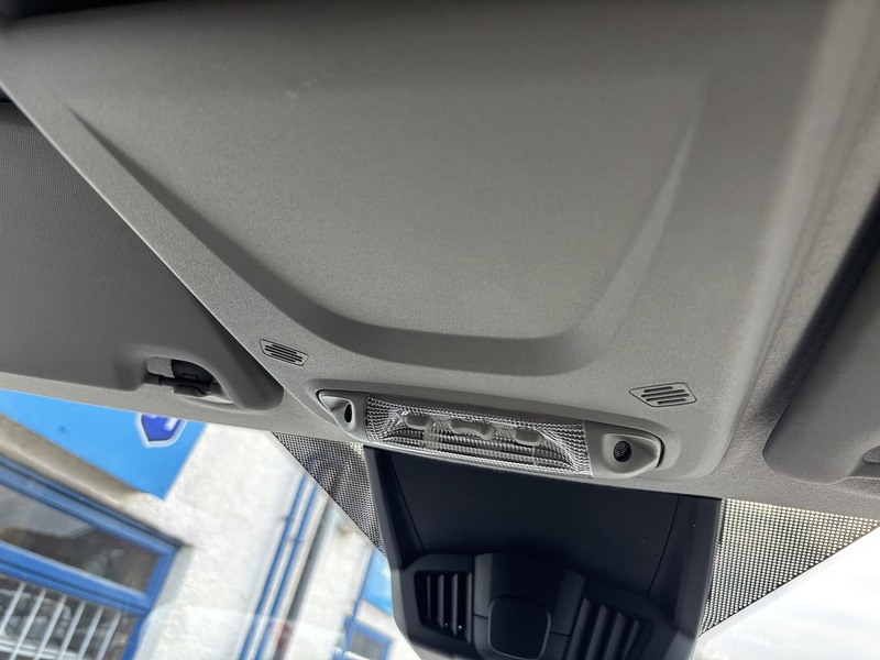 Ford 2.0 320 EcoBlue Limited Crew Van L1 H1 Euro 6 (s/s) 5dr (6 Seat) Crew Van Manual Diesel