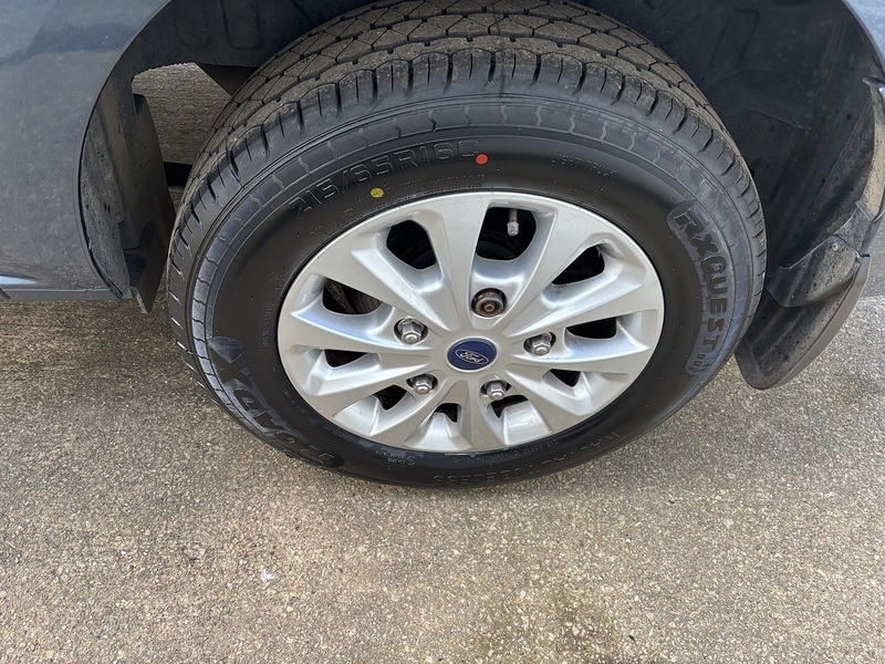 Ford 2.0 320 EcoBlue Limited Crew Van L1 H1 Euro 6 (s/s) 5dr (6 Seat) Crew Van Manual Diesel