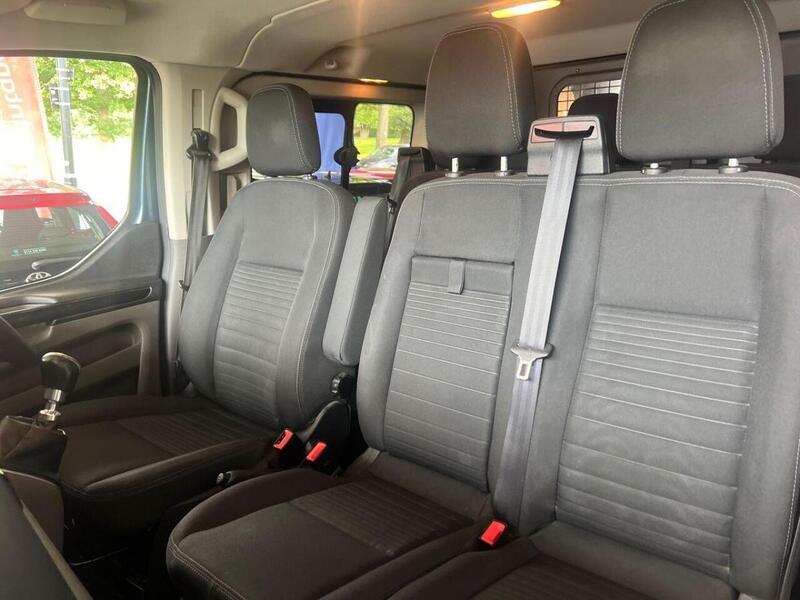 Ford 2.0 320 EcoBlue Limited Crew Van L1 H1 Euro 6 (s/s) 5dr (6 Seat) Crew Van Manual Diesel