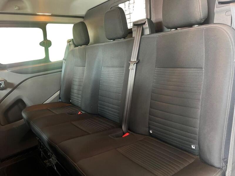 Ford 2.0 320 EcoBlue Limited Crew Van L1 H1 Euro 6 (s/s) 5dr (6 Seat) Crew Van Manual Diesel