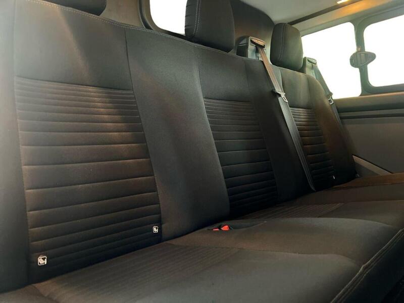 Ford 2.0 320 EcoBlue Limited Crew Van L1 H1 Euro 6 (s/s) 5dr (6 Seat) Crew Van Manual Diesel