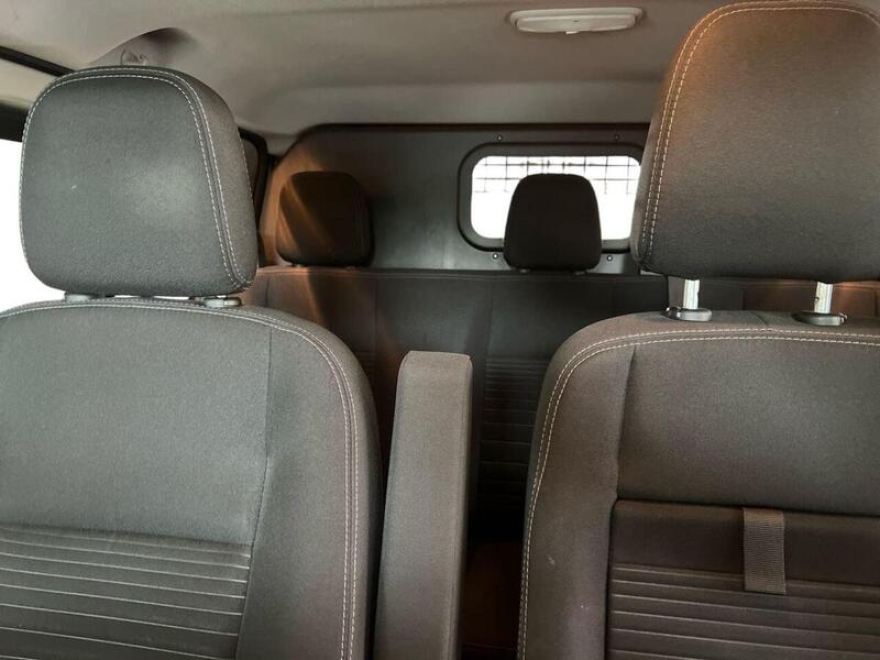 Ford 2.0 320 EcoBlue Limited Crew Van L1 H1 Euro 6 (s/s) 5dr (6 Seat) Crew Van Manual Diesel