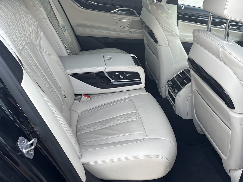 BMW 7 SERIES 3.0 730D M SPORT 4d 261 BHP 20