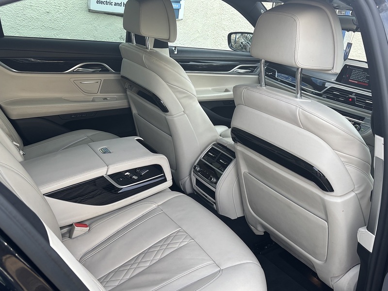 BMW 7 SERIES 3.0 730D M SPORT 4d 261 BHP 20