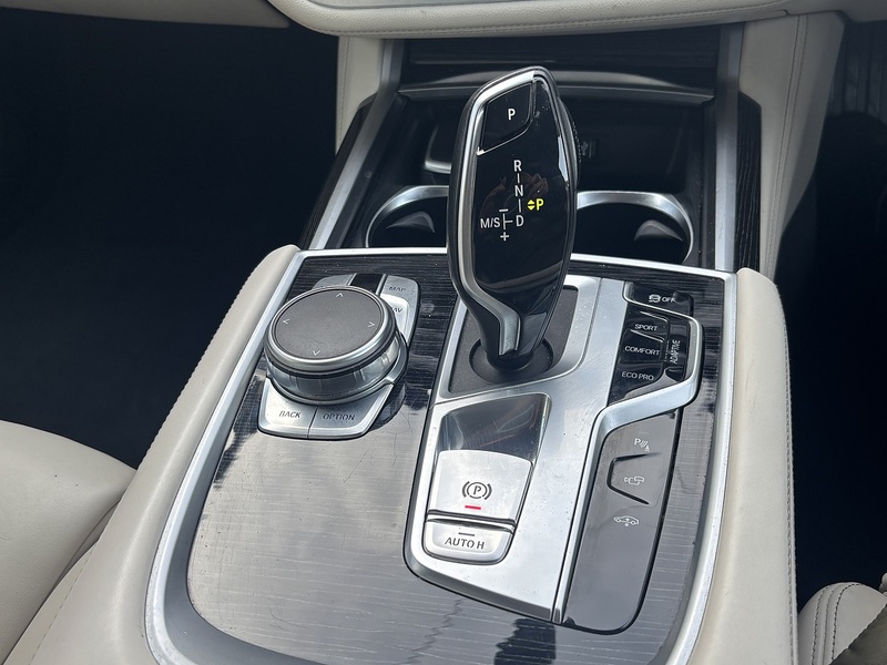 BMW 7 SERIES 3.0 730D M SPORT 4d 261 BHP 20