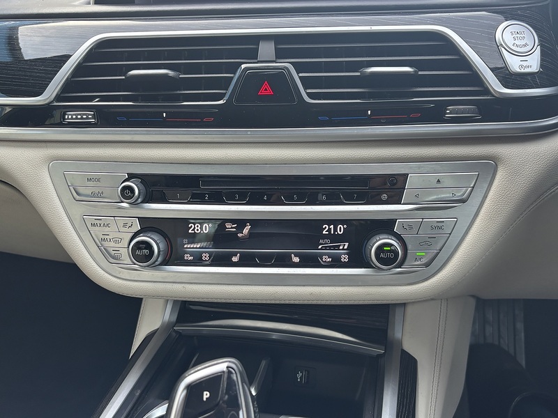 BMW 7 SERIES 3.0 730D M SPORT 4d 261 BHP 20