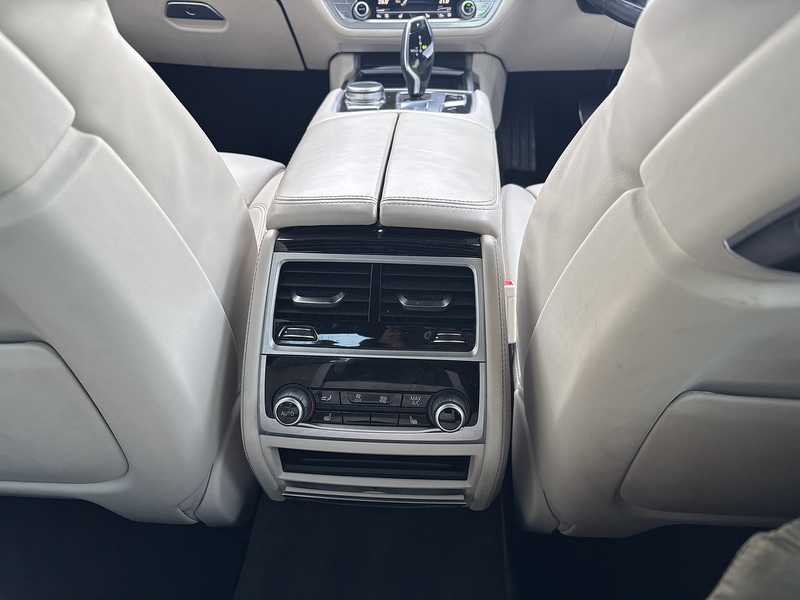 BMW 7 SERIES 3.0 730D M SPORT 4d 261 BHP 20