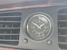 Jaguar XJ 4.2 XJ8 Sovereign LWB Saloon 4dr 