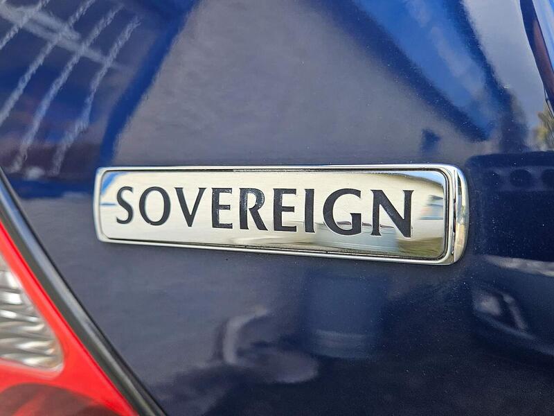 Jaguar 4.2 XJ8 Sovereign LWB Saloon 4dr Saloon Automatic Petrol