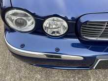Jaguar XJ 4.2 XJ8 Sovereign LWB Saloon 4dr 