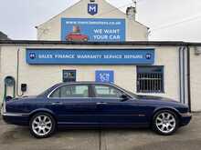 Jaguar XJ 4.2 XJ8 Sovereign LWB Saloon 4dr 