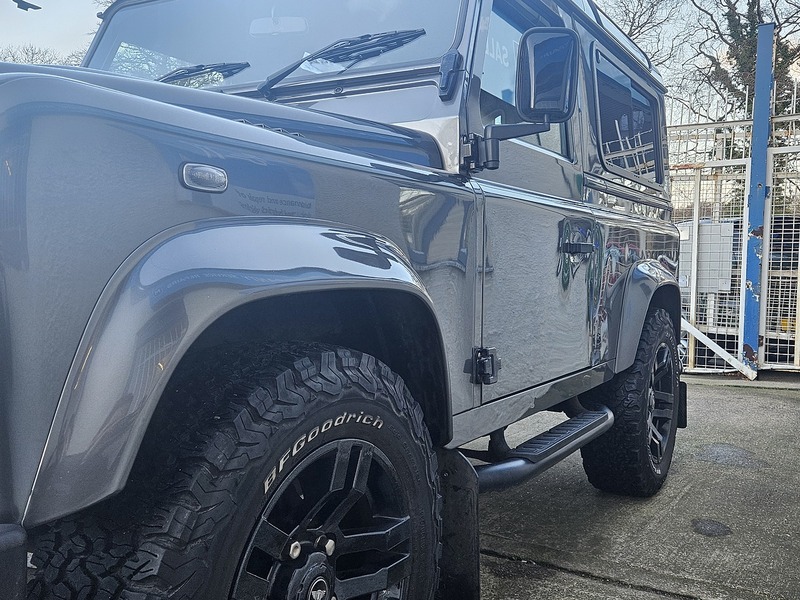 Land Rover 2.2 TDCi XS SUV Double Cab 3dr Diesel Manual 4WD SWB Euro 5 (122 ps) SUV Manual Diesel