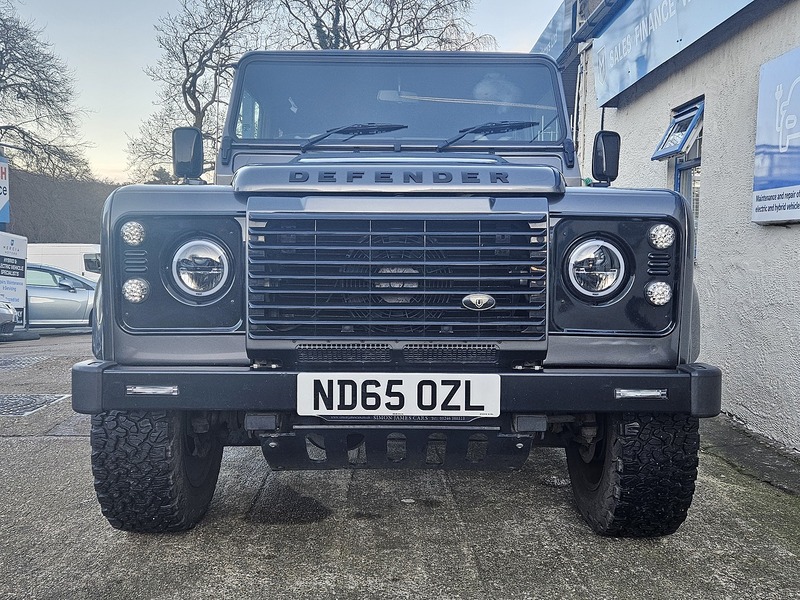 Land Rover 2.2 TDCi XS SUV Double Cab 3dr Diesel Manual 4WD SWB Euro 5 (122 ps) SUV Manual Diesel