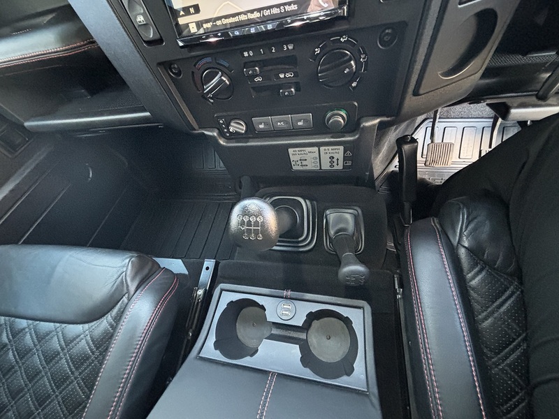 Land Rover 2.2 TDCi XS SUV Double Cab 3dr Diesel Manual 4WD SWB Euro 5 (122 ps) SUV Manual Diesel