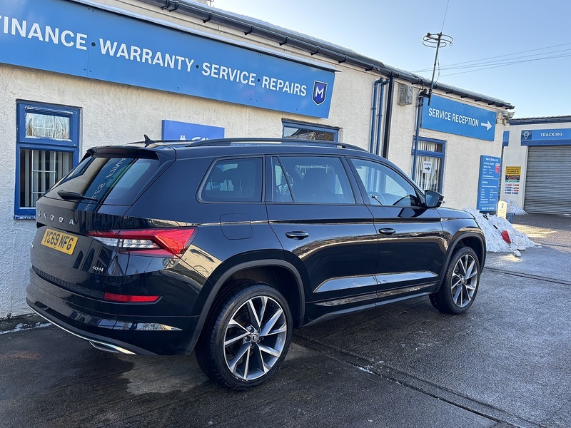 Skoda 2.0 TDI SportLine SUV 5dr Diesel DSG 4WD Euro 6 (s/s) (7 Seat) (150 ps) SUV Automatic Diesel