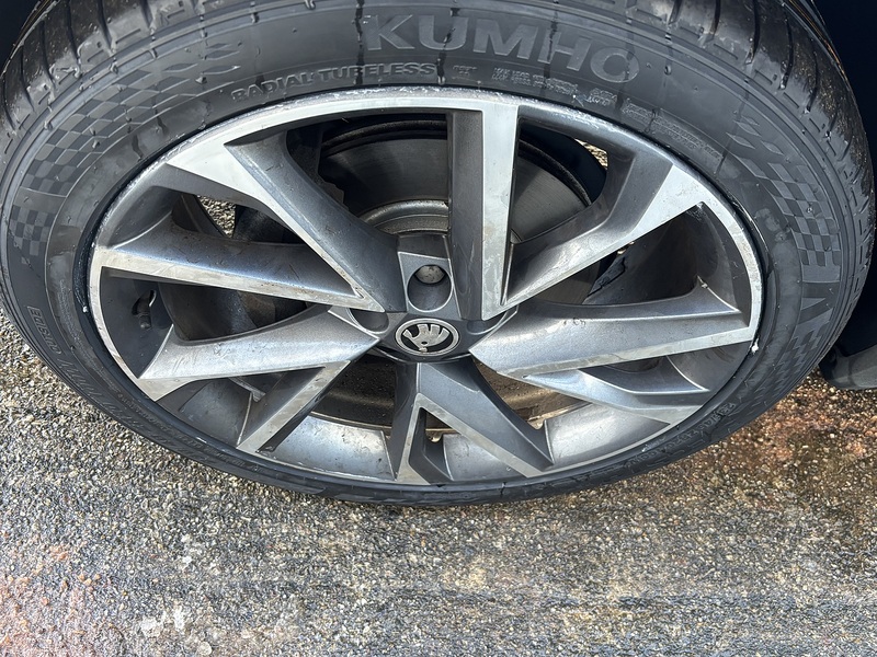 Skoda 2.0 TDI SportLine SUV 5dr Diesel DSG 4WD Euro 6 (s/s) (7 Seat) (150 ps) SUV Automatic Diesel