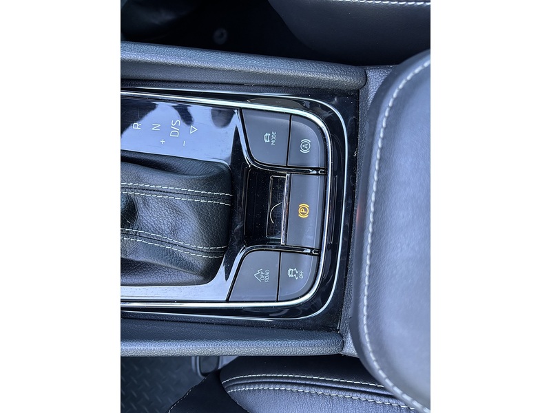 Skoda 2.0 TDI SportLine SUV 5dr Diesel DSG 4WD Euro 6 (s/s) (7 Seat) (150 ps) SUV Automatic Diesel