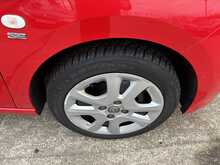 Vauxhall Viva 1.0i SE Hatchback 5dr Petrol Manual Euro 6 (a/c) (75 ps) 
