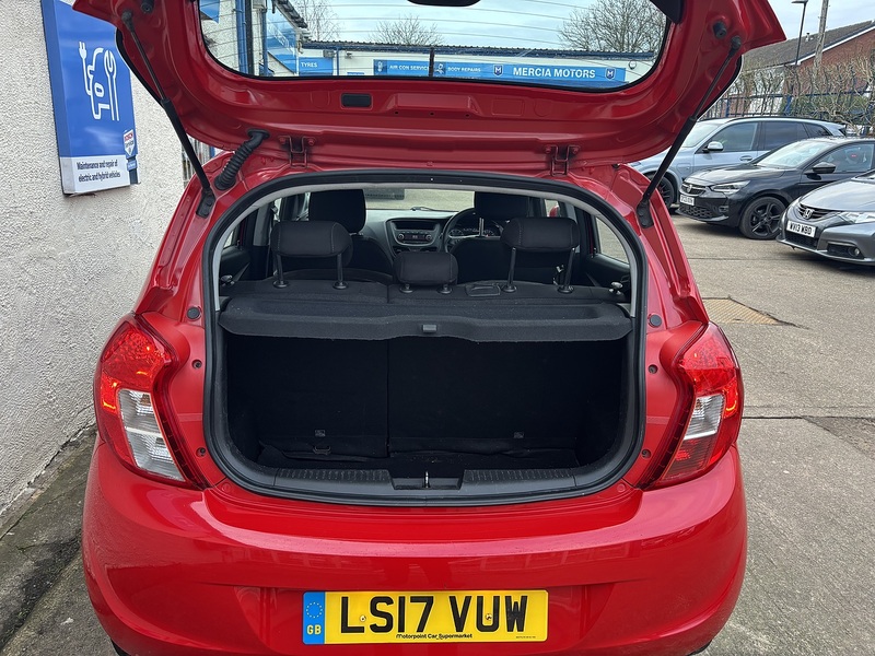 Vauxhall 1.0i SE Hatchback 5dr Petrol Manual Euro 6 (a/c) (75 ps) Hatchback Manual Petrol