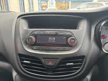 Vauxhall Viva 1.0i SE Hatchback 5dr Petrol Manual Euro 6 (a/c) (75 ps) 