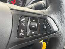 Vauxhall Viva 1.0i SE Hatchback 5dr Petrol Manual Euro 6 (a/c) (75 ps) 