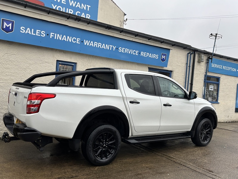 Mitsubishi 2.4 DI-D DC Challenger Auto 4WD Euro 6 4dr Pickup Automatic Diesel