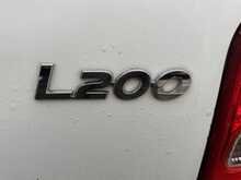 Mitsubishi L200 2.4 DI-D DC Challenger Auto 4WD Euro 6 4dr 