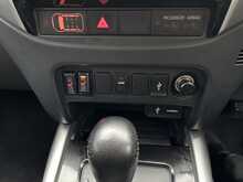 Mitsubishi L200 2.4 DI-D DC Challenger Auto 4WD Euro 6 4dr 