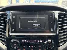 Mitsubishi L200 2.4 DI-D DC Challenger Auto 4WD Euro 6 4dr 