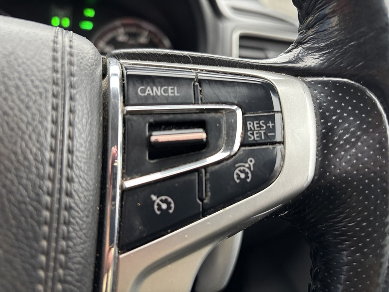 Mitsubishi 2.4 DI-D DC Challenger Auto 4WD Euro 6 4dr Pickup Automatic Diesel