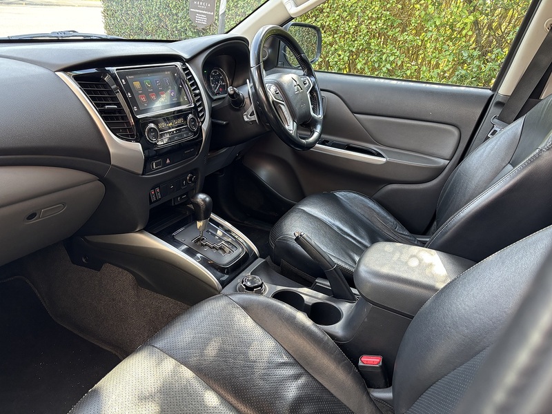 Mitsubishi 2.4 DI-D DC Challenger Auto 4WD Euro 6 4dr Pickup Automatic Diesel