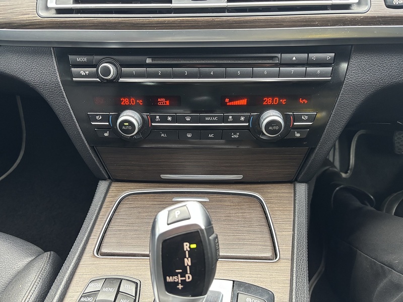 BMW 3.0 730d M Sport Saloon 4dr Diesel Auto Euro 5 (s/s) (258 ps) Saloon Automatic Diesel