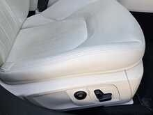 Maserati Quattroporte 3.0D V6 ZF Euro 5 (s/s) 4dr 