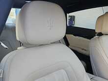 Maserati Quattroporte 3.0D V6 ZF Euro 5 (s/s) 4dr 