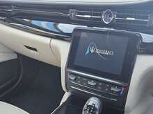 Maserati Quattroporte 3.0D V6 ZF Euro 5 (s/s) 4dr 